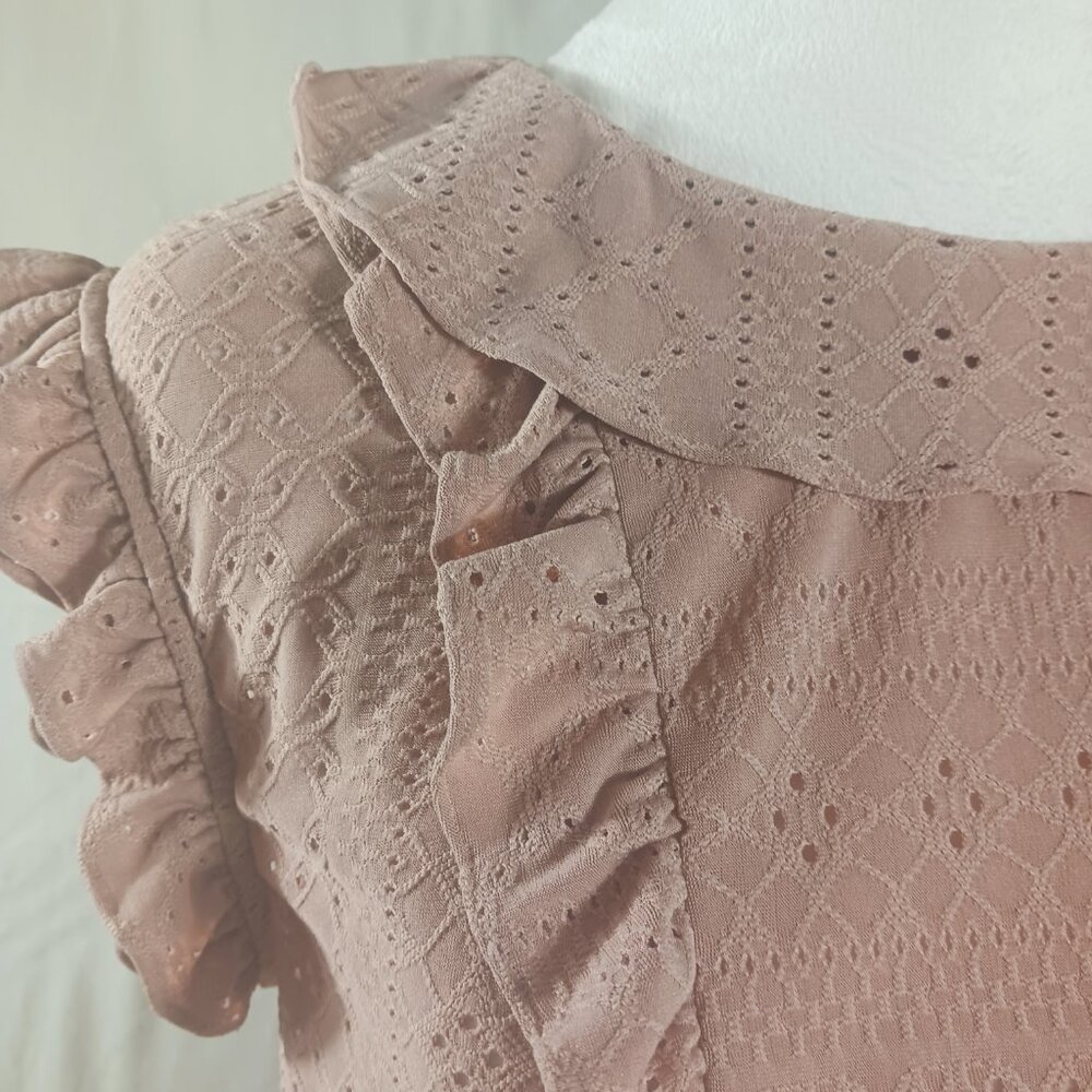 Anthropologie, Blue Tassel, Women's Top, Large, Dusty Pink, Peplum and Ruffles - Picture 7 of 13